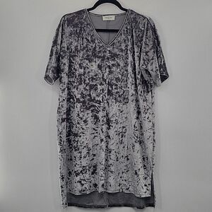 3for$20 Peach Love high low Gray velvet top size S